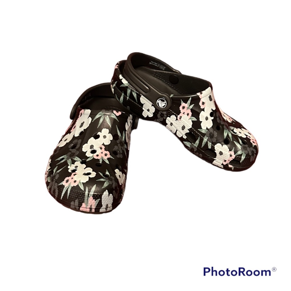 Crocs Women's Tropical Floral / Black Baya Printed Clog Size 6
